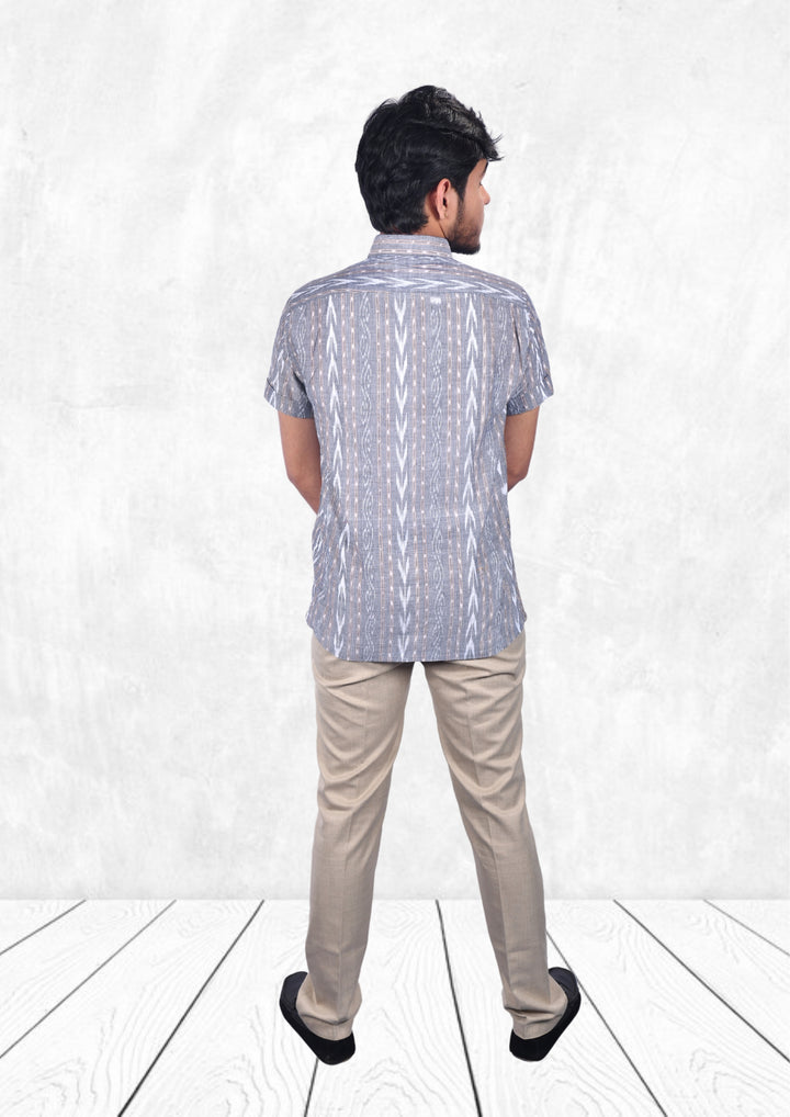 Hand-woven Sambalpuri Cotton Men's Half-sleeve Shirt in Grey