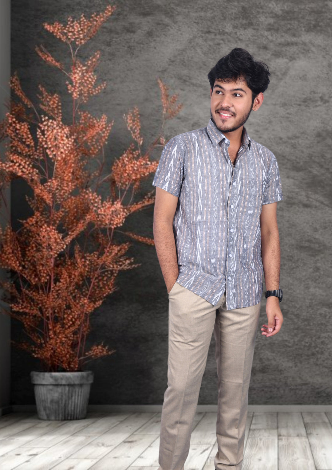 Hand-woven Sambalpuri Cotton Men's Half-sleeve Shirt in Grey