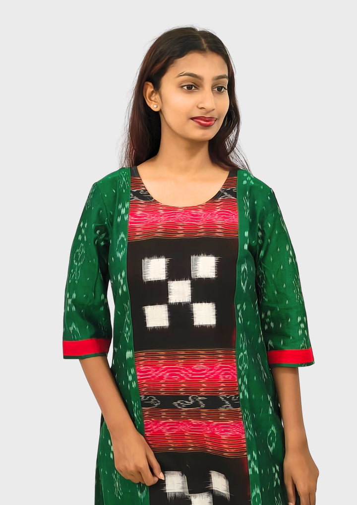 Sambalpuri Women's Kurti – Green with Black, Red, and White Pasapali Ikat Motif
